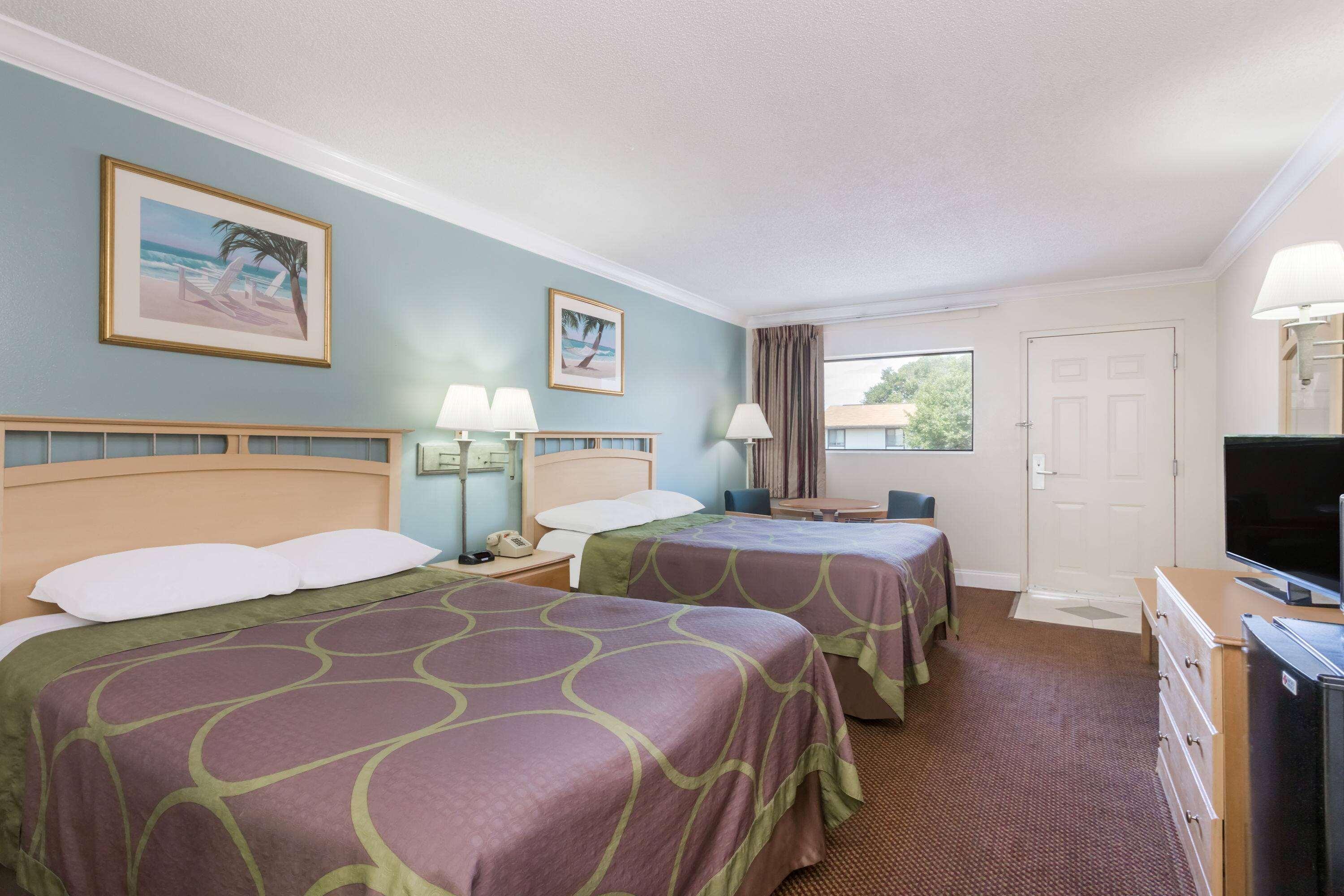 Super 8 By Wyndham Asheville Airport Fletcher Exterior foto